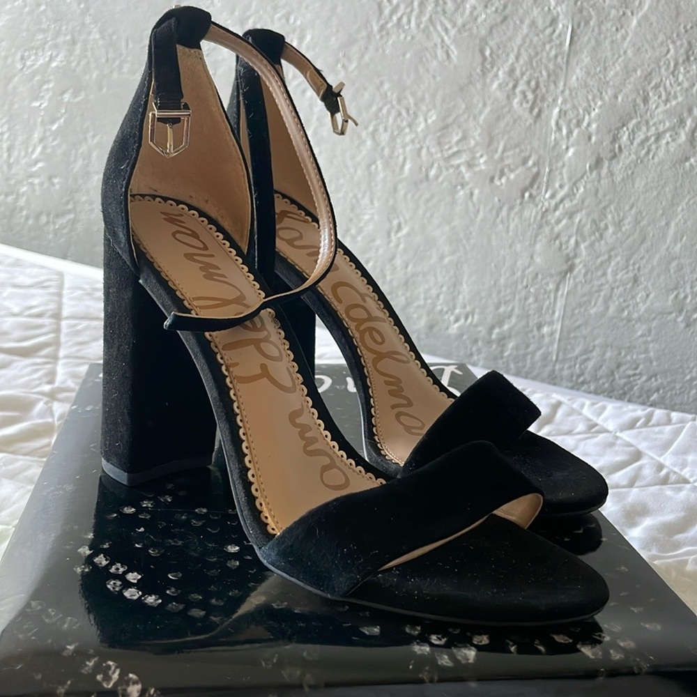 Sam Edelman Yaro Black Suede Heels size 7.5